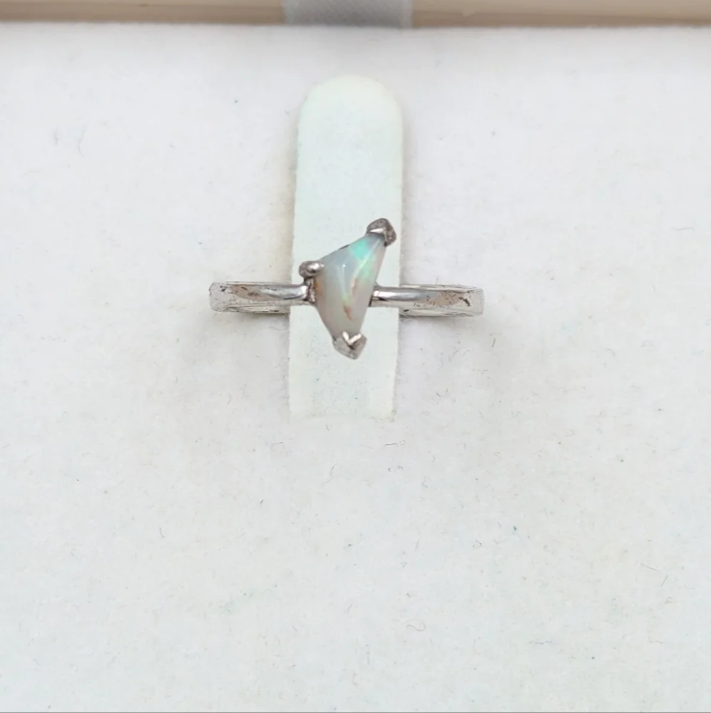 Artisan rough opal 925 sterling silver ring - Picture 2 of 8